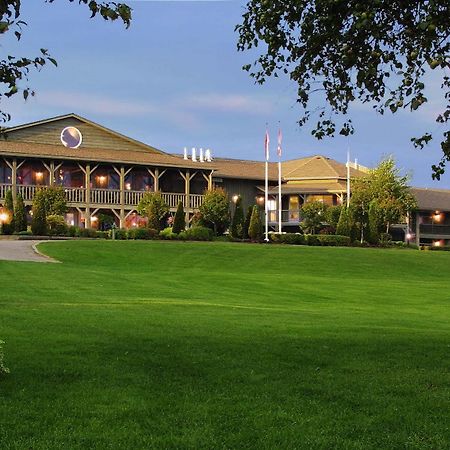 Eganridge Resort, Golf Club & Spa Bobcaygeon ภายนอก รูปภาพ