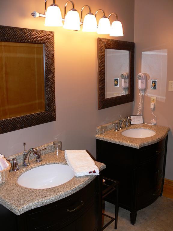 Eganridge Resort, Golf Club & Spa Bobcaygeon ภายนอก รูปภาพ