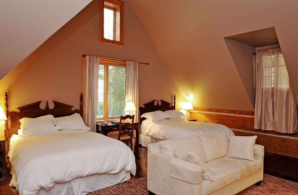 Eganridge Resort, Golf Club & Spa Bobcaygeon ภายนอก รูปภาพ