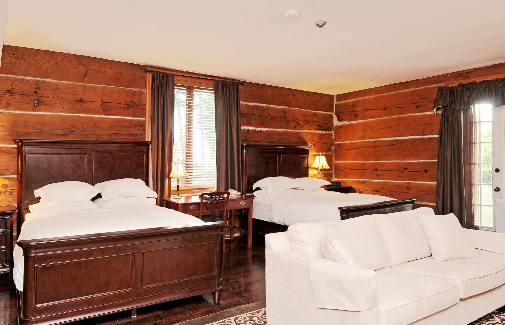 Eganridge Resort, Golf Club & Spa Bobcaygeon ภายนอก รูปภาพ