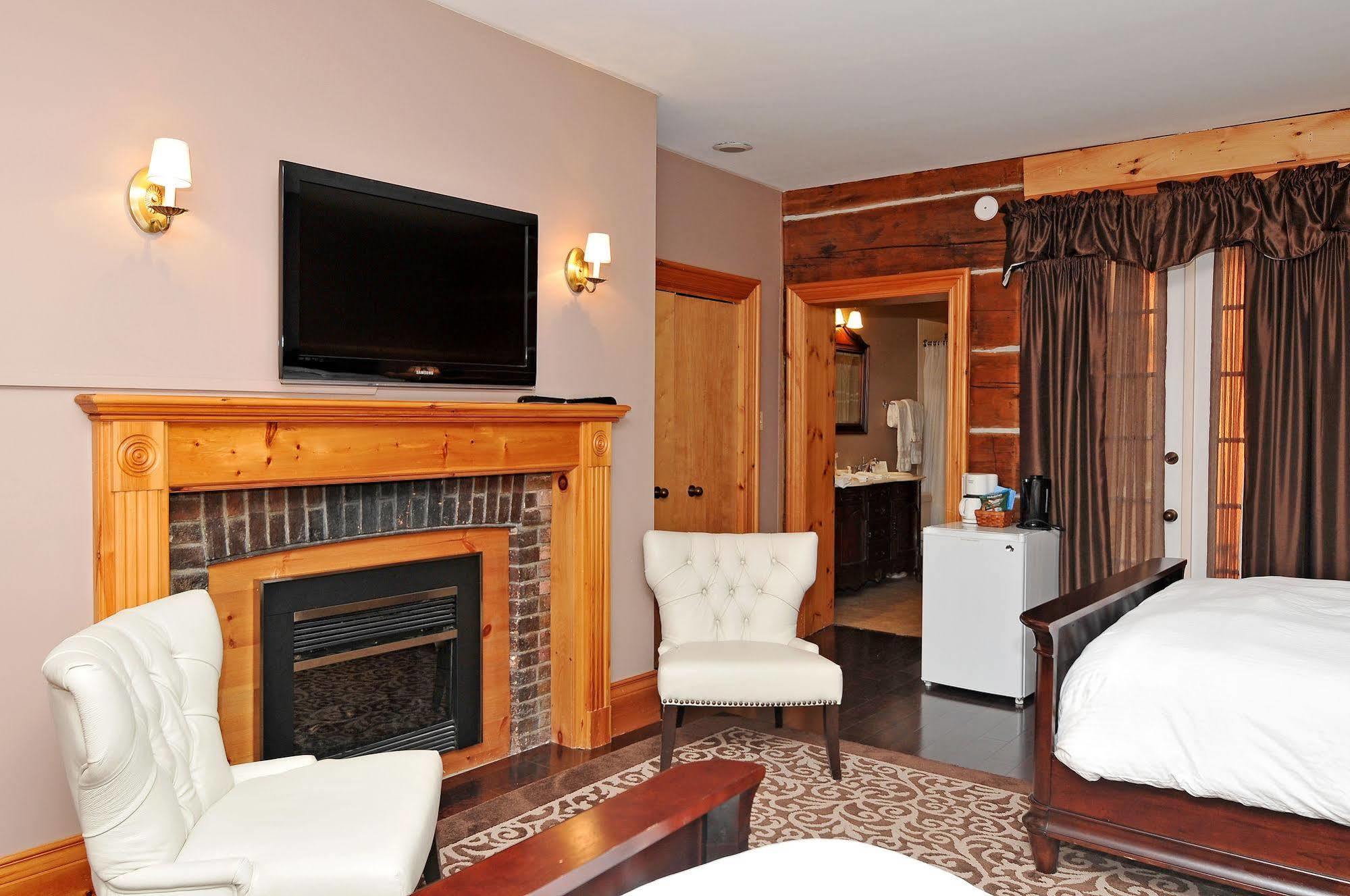 Eganridge Resort, Golf Club & Spa Bobcaygeon ภายนอก รูปภาพ