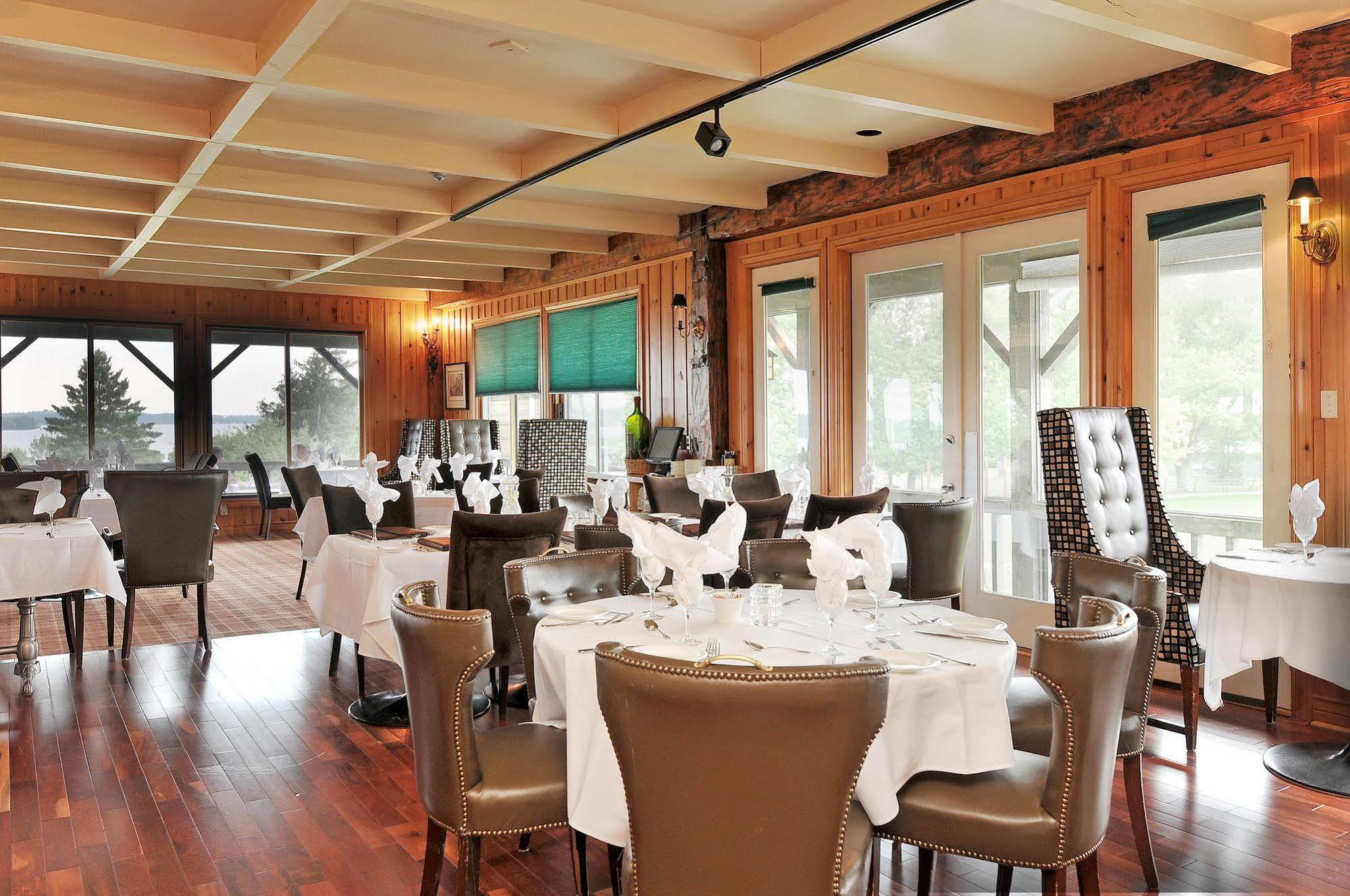 Eganridge Resort, Golf Club & Spa Bobcaygeon ภายนอก รูปภาพ